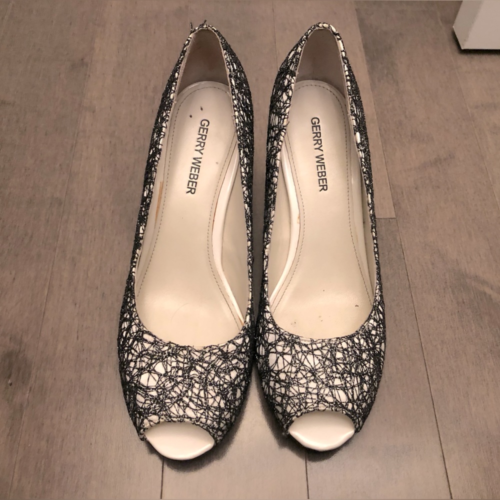 Gerry Weber open toe heels size 37